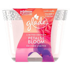 GLADE Candle Triple Wick 549g Petals Bloom